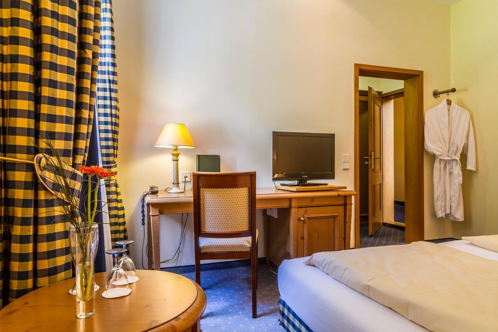 Waldhotel Bad Sulzburg Room photo